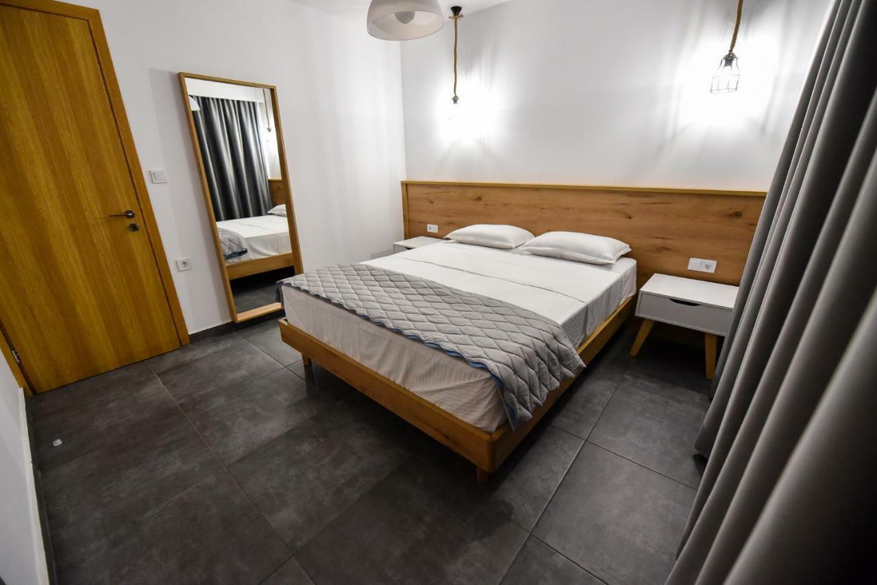 Lamda Deluxe Apartments Keramotí Buitenkant foto