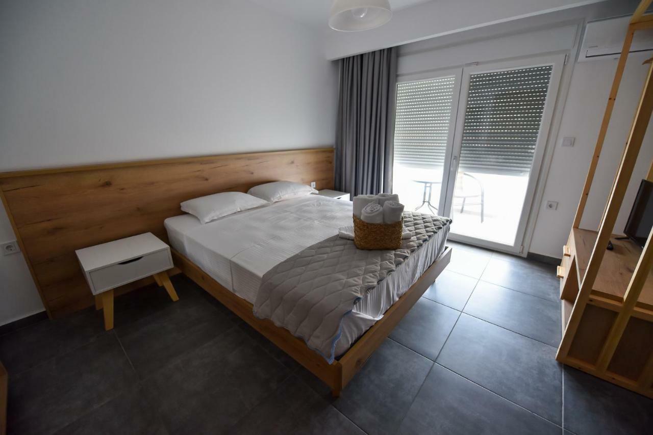 Lamda Deluxe Apartments Keramotí Buitenkant foto